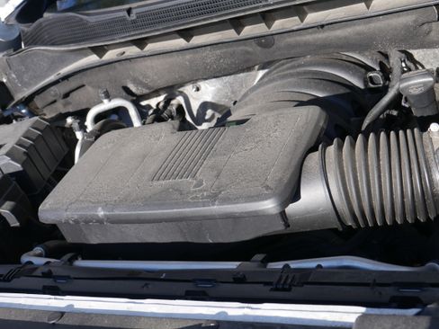 Used 2025 Chevrolet Silverado 1500 LT Trail Boss w/ Convenience Package II image 10