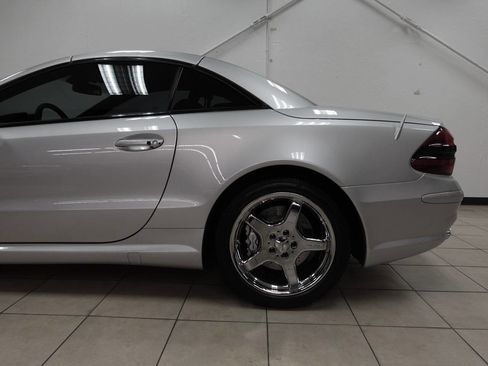 Used 2004 Mercedes-Benz SL 55 AMG image 23