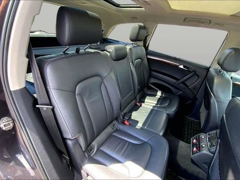 Used 2010 Audi Q7 3.6 Premium AWD/4WD image 19