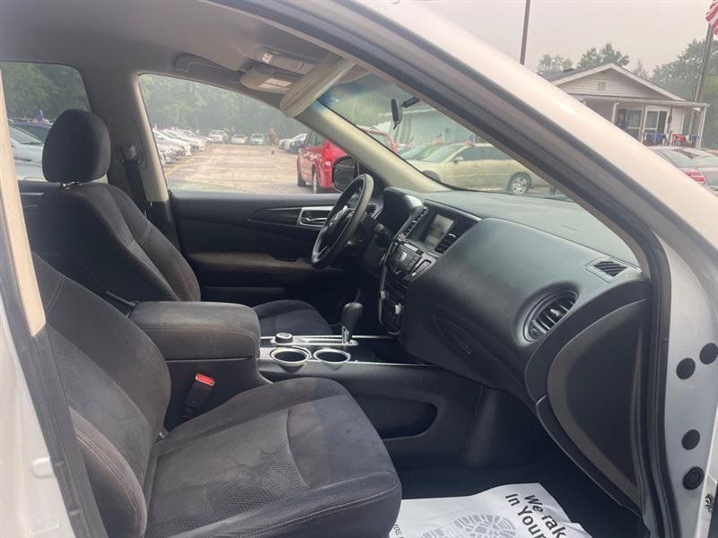 Used 2013 Nissan Pathfinder S AWD/4WD image 10