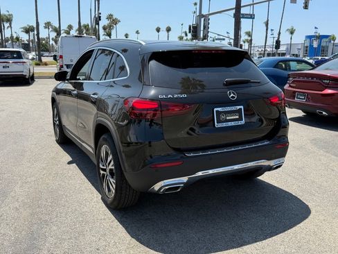 Used 2025 Mercedes-Benz GLA 250 image 10