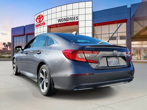 Used 2018 Honda Accord EX image 3