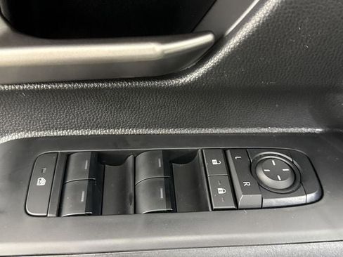 New 2025 Toyota Tacoma TRD Off-Road image 18