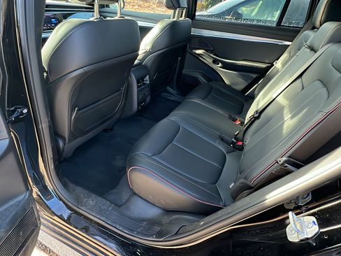 Used 2024 Jeep Wagoneer Launch Edition image 25