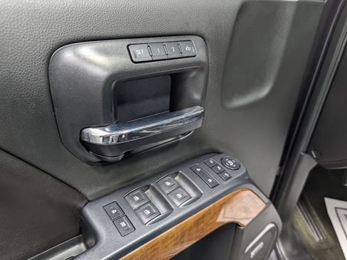 Used 2015 Chevrolet Silverado 1500 LTZ w/ LTZ Plus Package AWD/4WD image 14