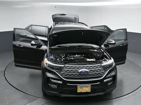 Certified 2024 Ford Explorer XLT w/ Equipment Group 202A AWD/4WD image 56
