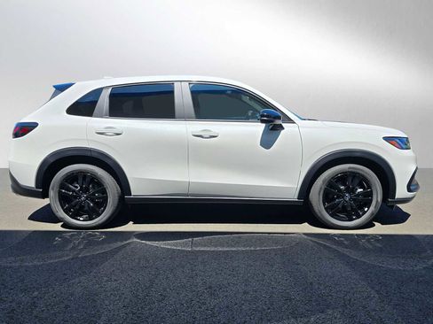 New 2026 Honda HR-V Sport image 8