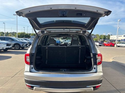 Used 2019 Honda Pilot Touring image 45
