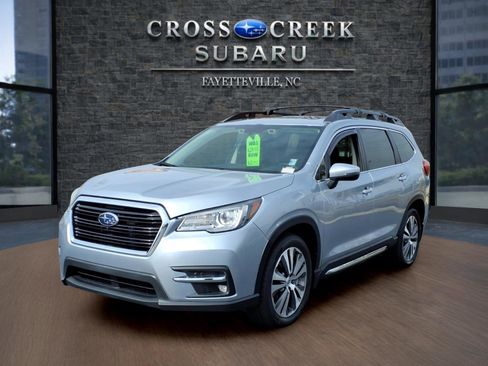 Used 2022 Subaru Ascent Touring w/ Popular Package #2A image 3
