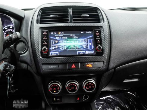 Used 2024 Mitsubishi Outlander Sport ES AWD/4WD image 25