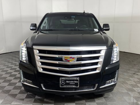 Used 2019 Cadillac Escalade Premium Luxury image 5