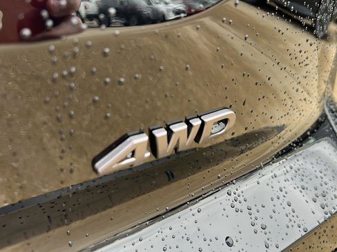 New 2026 Nissan Pathfinder SV AWD/4WD image 9