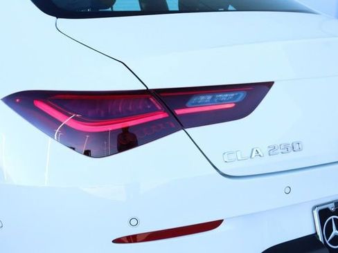 Used 2025 Mercedes-Benz CLA 250 image 11