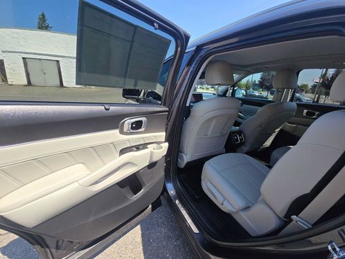 Used 2023 Kia Sorento SX Prestige AWD/4WD image 15
