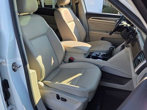 Used 2020 Volkswagen Atlas SEL image 19