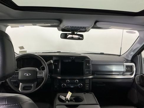 Used 2025 Ford F450 Lariat w/ FX4 Off-Road Package image 27