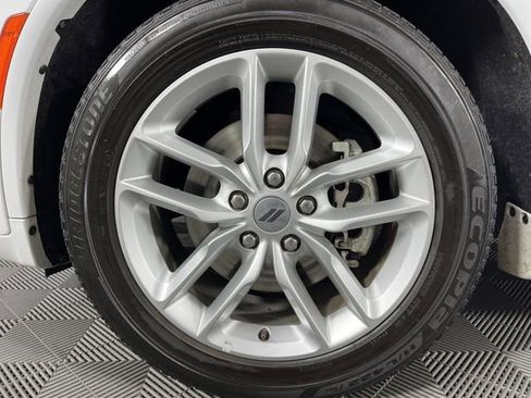 Used 2024 Dodge Durango GT image 12