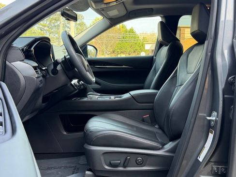 Used 2022 INFINITI QX60 Pure image 25
