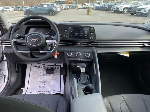 New 2026 Hyundai Elantra SE FWD image 26