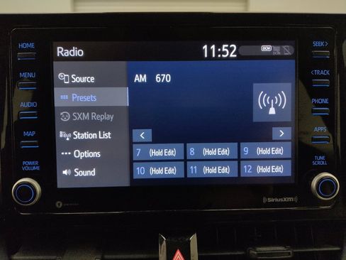 Used 2022 Toyota Corolla LE image 25