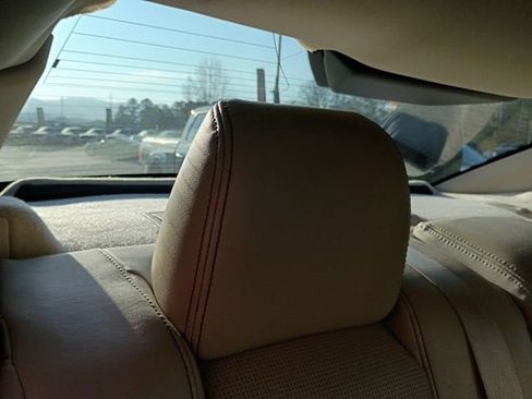 Used 2010 Ford Taurus Limited image 22