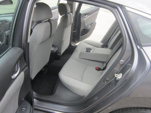 Used 2017 Honda Civic EX image 7