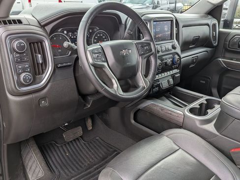 Used 2022 Chevrolet Silverado 3500 LTZ w/ LTZ Plus Package image 18