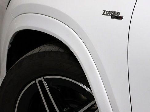 Certified 2025 Mercedes-Benz GLE 53 AMG 4MATIC image 12