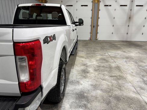 Used 2019 Ford F250 XL w/ Power Equipment Group AWD/4WD image 10
