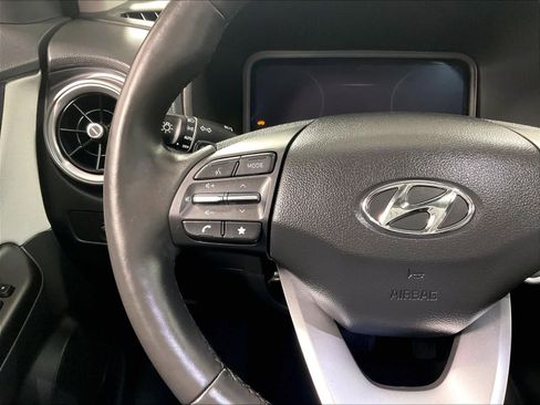 Used 2023 Hyundai Kona Limited image 23