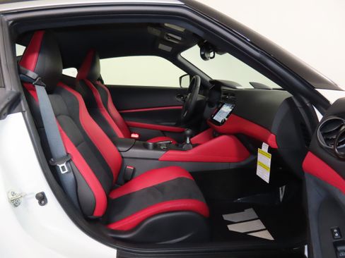 New 2026 Nissan Z Performance w/ Floor Mat Package image 7