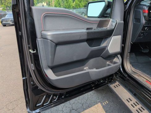 Used 2025 Ford F150 Raptor AWD/4WD image 9
