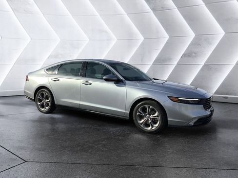 Used 2024 Honda Accord EX image 1