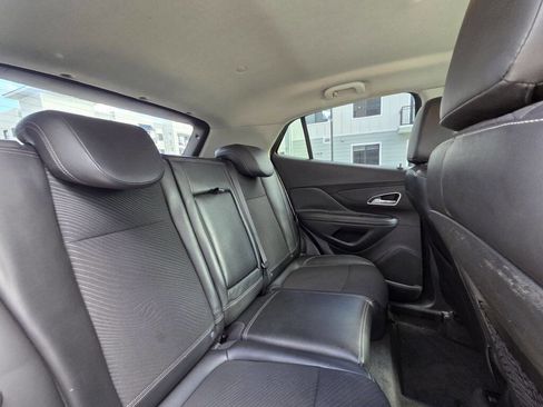 Used 2014 Buick Encore FWD image 42