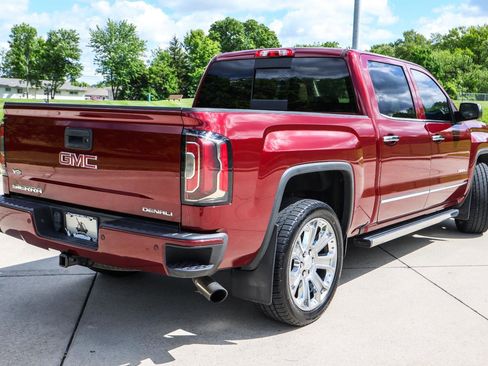 Used 2017 GMC Sierra 1500 Denali w/ Denali Ultimate Package AWD/4WD image 17