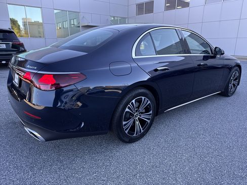 New 2026 Mercedes-Benz E 350 4MATIC Sedan image 10