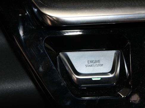 Used 2023 GMC Sierra 1500 Denali w/ Denali Reserve Package AWD/4WD image 28