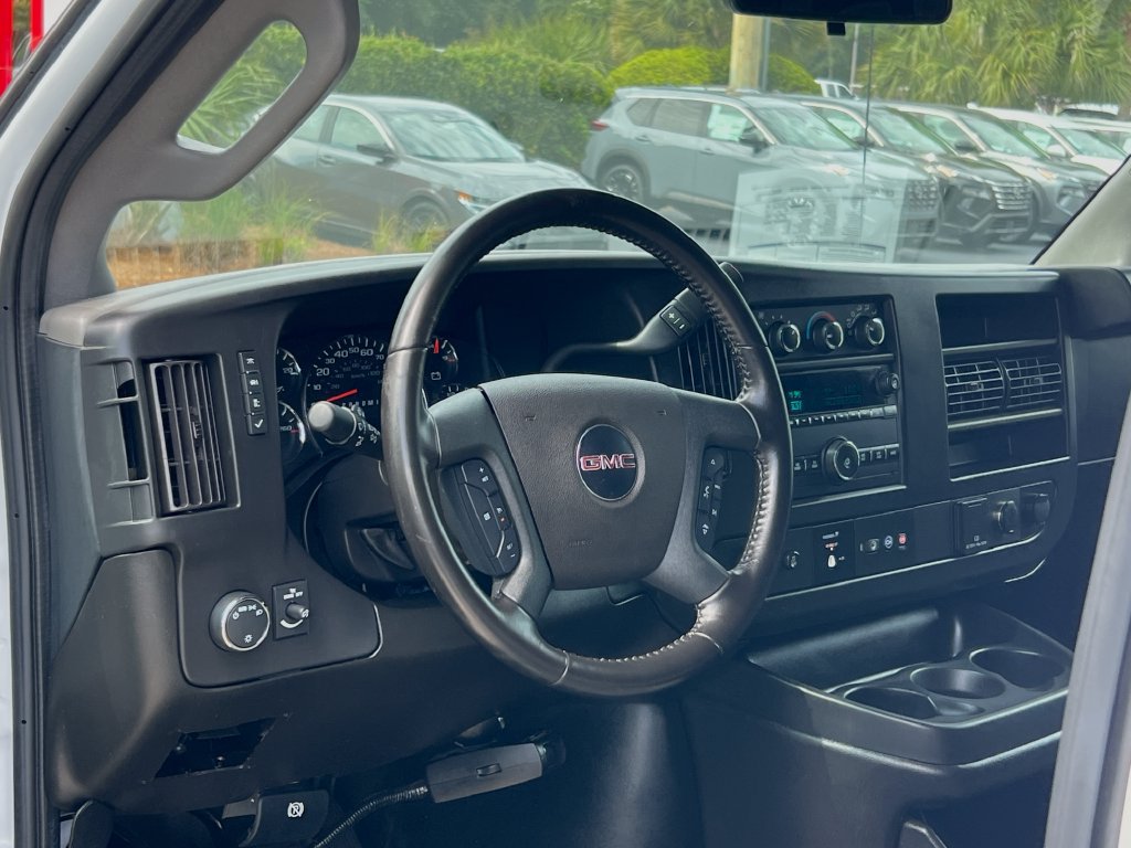Used 2023 GMC Savana 2500 Extended w/ Driver Convenience Package RWD image 5