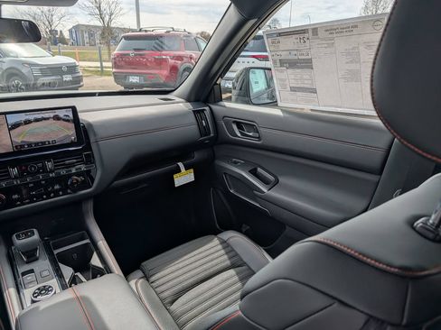 New 2026 Nissan Pathfinder Rock Creek AWD/4WD image 11