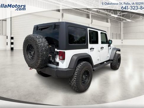 Used 2018 Jeep Wrangler Unlimited Sport S AWD/4WD image 3