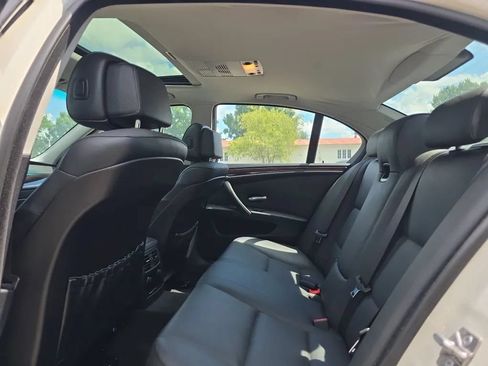 Used 2010 BMW 528i xDrive Sedan AWD/4WD image 36