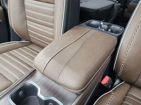 New 2026 GMC Acadia Denali Ultimate AWD/4WD image 36