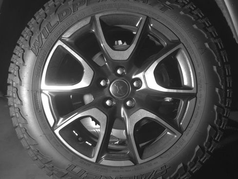 Used 2025 Jeep Compass Trailhawk AWD/4WD image 15