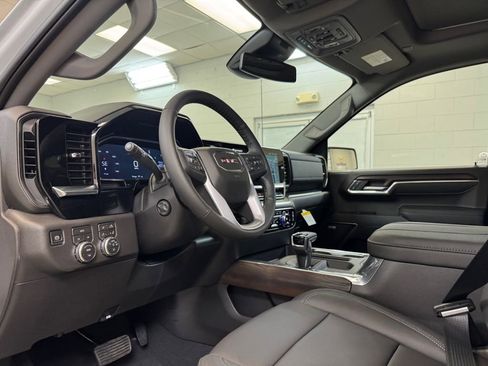 New 2026 GMC Sierra 1500 SLT w/ SLT Premium Package image 13