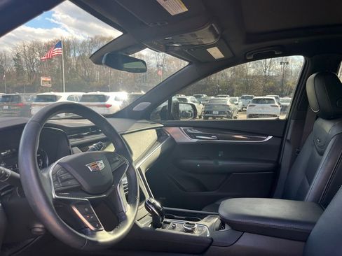 Used 2024 Cadillac XT5 Sportv w/ LPO, Floor Liner Package AWD/4WD image 25