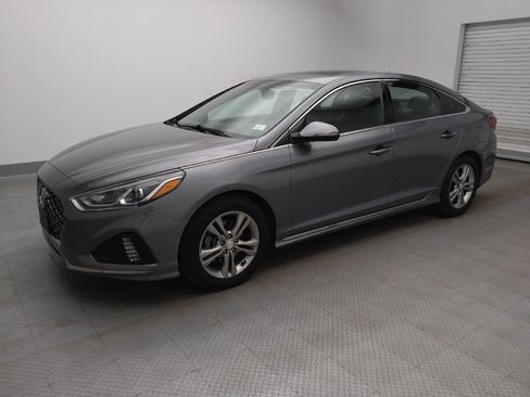 Used 2018 Hyundai Sonata Sport image 2