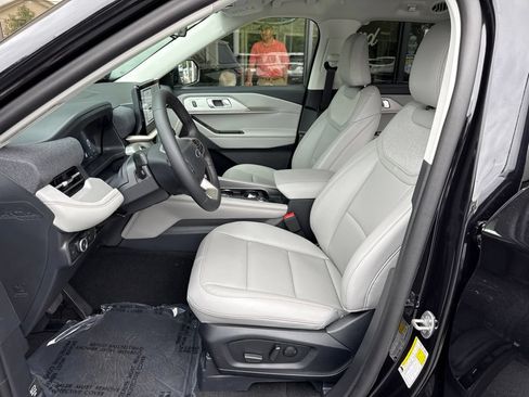New 2026 Ford Explorer Active w/ Active Comfort Package AWD/4WD image 20