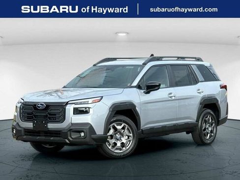Certified 2026 Subaru Outback Premium AWD/4WD image 1