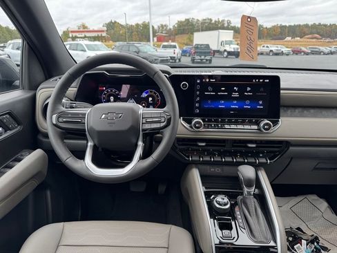 New 2026 Chevrolet Colorado ZR2 w/ Technology Package image 10