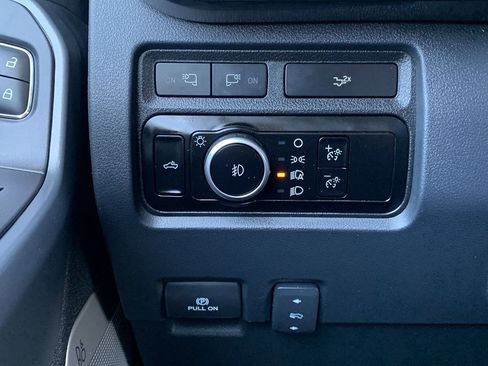 Used 2023 Ford F350 Lariat w/ Tremor Off-Road Package AWD/4WD image 18